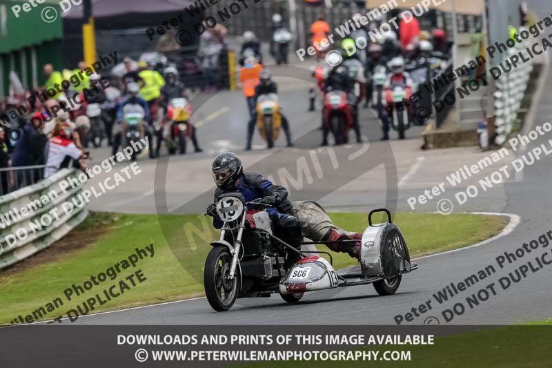 Vintage motorcycle club;eventdigitalimages;mallory park;mallory park trackday photographs;no limits trackdays;peter wileman photography;trackday digital images;trackday photos;vmcc festival 1000 bikes photographs